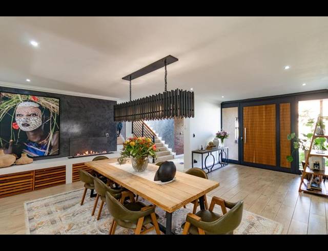 5 BEDROOM HOUSE FOR SALE IN MIDSTREAM ESTATE